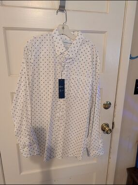 Saddlebred White Button-Down Shirt with Blue Ship Wheel Print